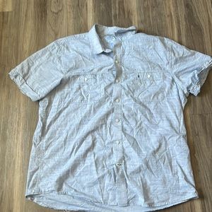 IZOD saltwater button down